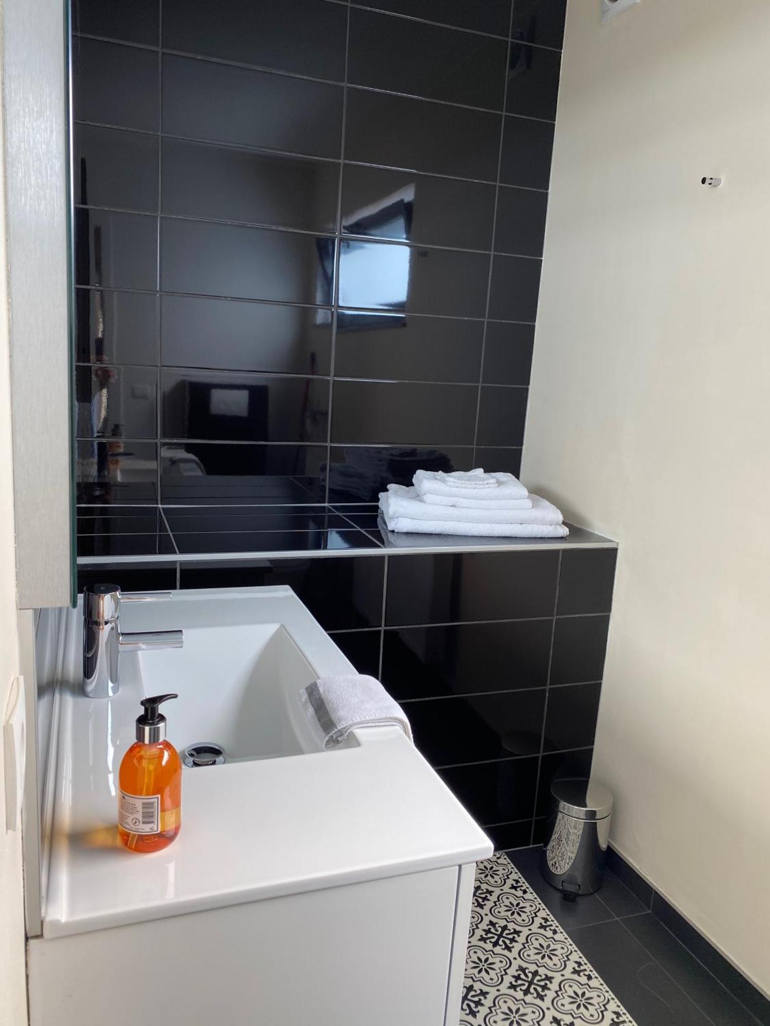 Studio & Appartement Au Lac Sart-lez-Spa Ruang foto