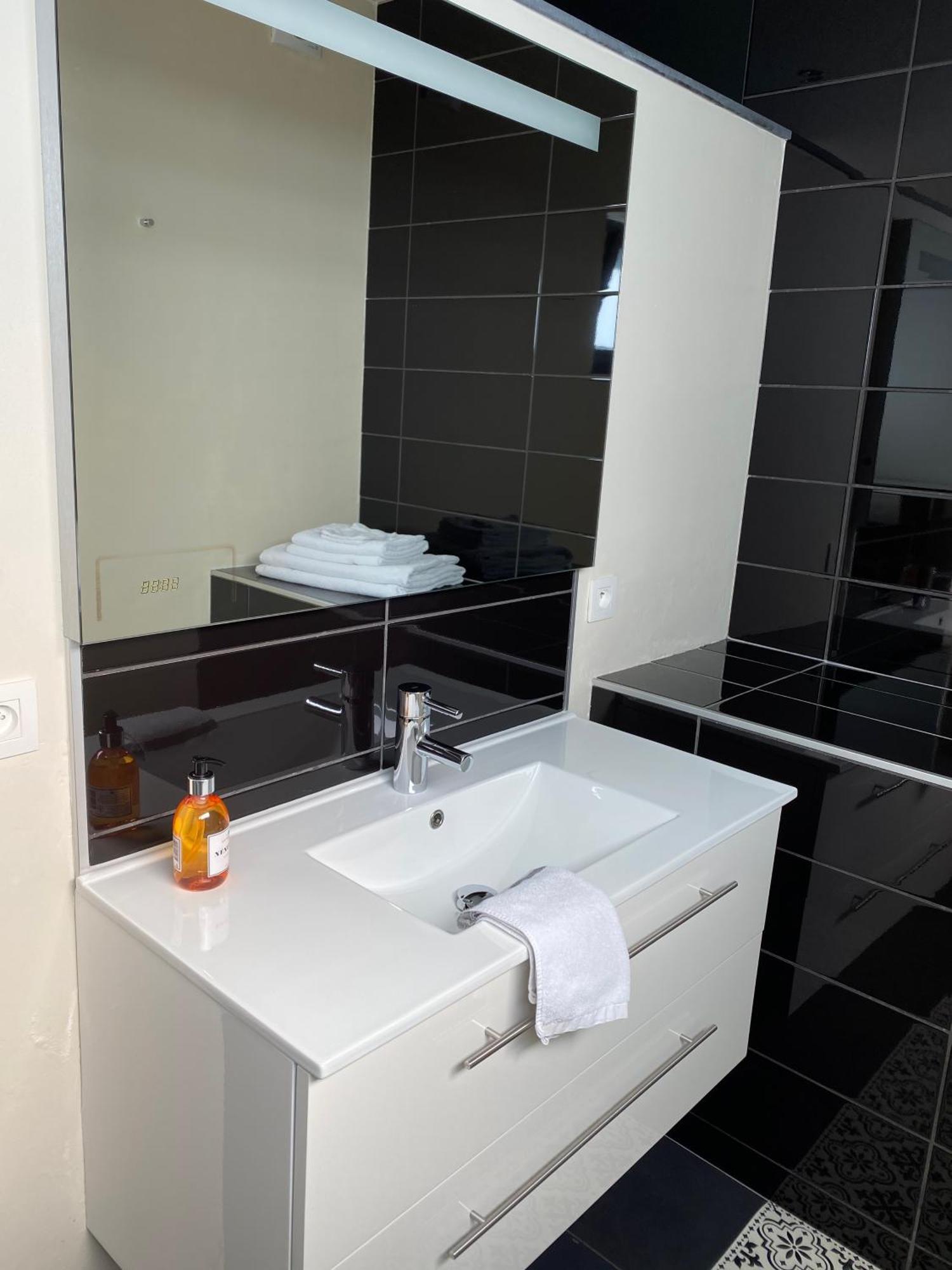 Studio & Appartement Au Lac Sart-lez-Spa Ruang foto